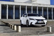 lexus-ct-200h-0019