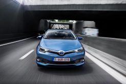 toyota-auris-hybride-0031