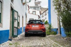 Le Toyota C-HR de première génération s’est écoulé à 120 000 exemplaires en Europe