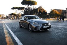 lexus-is-300h-2017-0014
