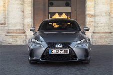 lexus-is-300h-2017-0017