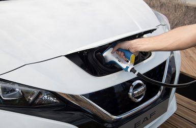 Charge rapide : un connecteur combo CCS pour les Nissan Leaf