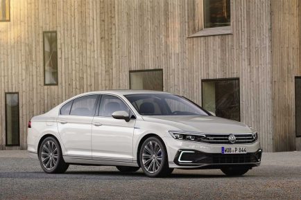 vw-passat-gte-2019-01
