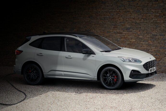 Ford Kuga hybride 1
