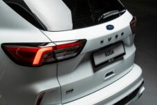 Ford Kuga hybride 4