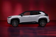Toyota Yaris Cross SUV hybride 20