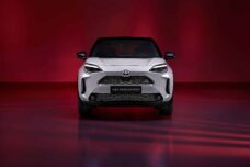 Toyota Yaris Cross SUV hybride 23
