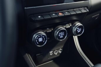 Mitsubishi ASX hybride 11