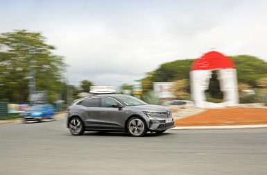 La Route Nationale 7 en Renault Megane e-Tech électrique : le jeu des 1 000 bornes