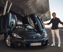 La première Rimac Nevera part entre les mains du pilote Nico Rosberg