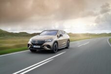 Mercedes EQE SUV 7