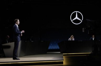 Mercedes-Benz repousse son objectif de 50% de voitures rechargeables