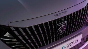 Nouveau Peugeot e-2008 7