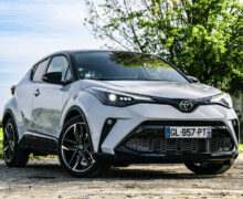 Essai Toyota C-HR GR Sport : la meilleure version du crossover hybride ?