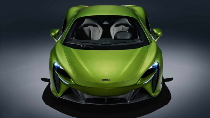 McLaren Artura 7