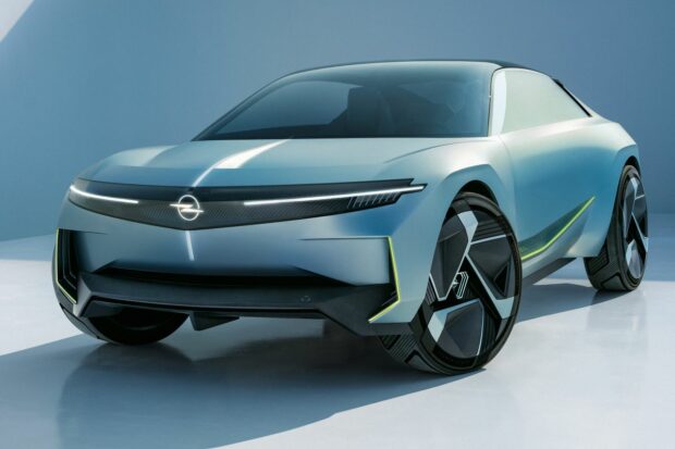 Opel Experimental Concept : il annonce la future Manta électrique